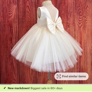 Chic Cream Tulle Dress with Bow Size 10